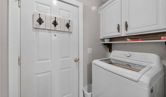 910 NW A St, Bentonville, AR 72712