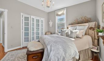 5548 Chestnut St, Augusta, MO 63332