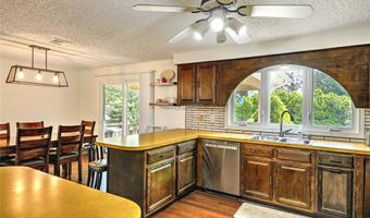 18 Sherri Dr, North Providence, RI 02911