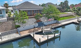 113 Bay Ct, Aransas Pass, TX 78336