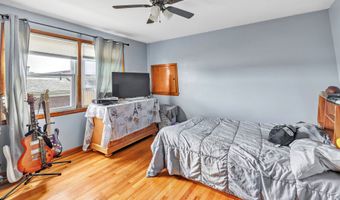 70 Sage Ave, Bridgeport, CT 06610