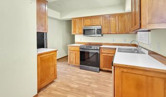 824 KEVIN Pl, Brookings, OR 97415