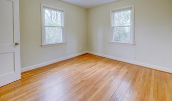 5214 DANBURY Rd, Bethesda, MD 20814