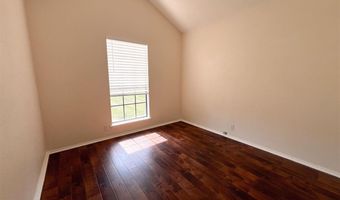 818 S OAK St, Archer City, TX 76351
