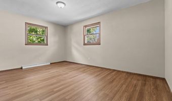 1636 S DRISCOLL St, Appleton, WI 54914
