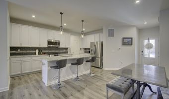 714 Streamside Dr L, Alexandria, KY 41001