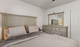 20 Roundhouse Rd 20, Bourne, MA 02532
