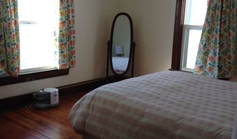 230 W State St, Athens, OH 45701