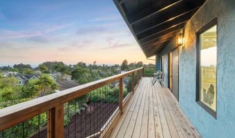 210 Thunderbird Dr, Aptos, CA 95003