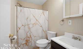 2122 Michigan St, Algonac, MI 48001