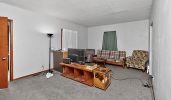 317 20th St 319, Ames, IA 50010