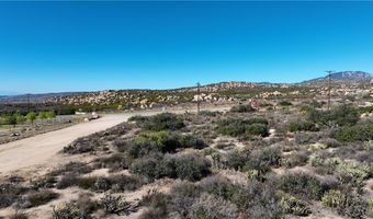 36 Dry Ranch Rd, Aguanga, CA 92536