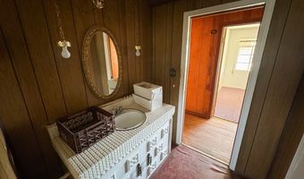 207 S 13th St, Alpine, TX 79830