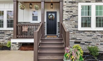 518 First St, Apex, NC 27502