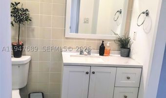 3101 N Country Club Dr 101, Aventura, FL 33180