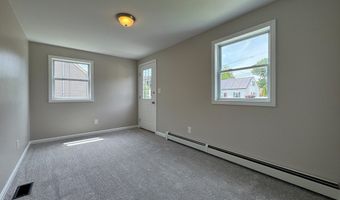 28 Freeman St, Avon, MA 02322