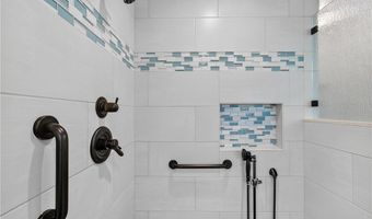 6701 E Leafwood Dr, Anaheim, CA 92807