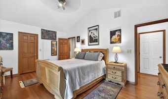 4127 N Northwood Ln, Bloomfield, IN 47424