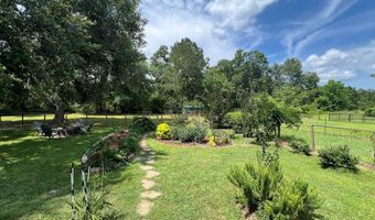 24 Robert Day Rd, Adel, GA 31620