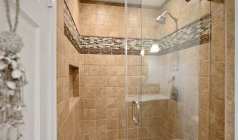 5947 Saint Laurent Dr, Agoura Hills, CA 91301