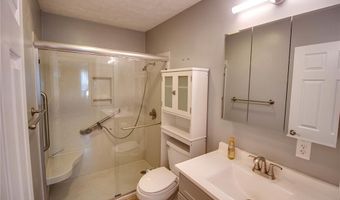 3101 Mission Rd, Alton, IL 62002
