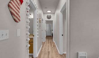 7216 SW MANOR Way F, Beaverton, OR 97078