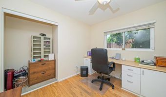 610 Creekside Ave, Oceanside, CA 92057