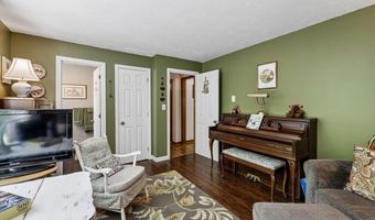 87 Woodhill Rd, Bow, NH 03304