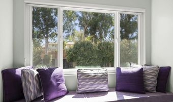 2142 Klamath Dr, Camarillo, CA 93010