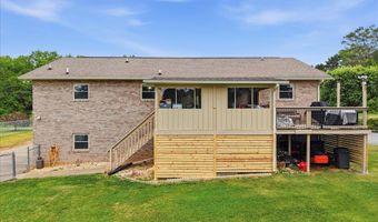188 Huntsman Ln, Bean Station, TN 37708