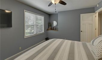 3 Redbird Dr, Agency, MO 64401