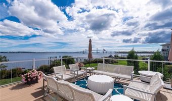 10 Coulter St, Jamestown, RI 02835