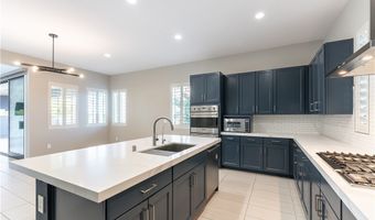 20 Garden Rain Dr, Las Vegas, NV 89135