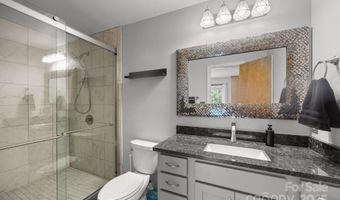 210 Meadow Run Ext, Asheville, NC 28806