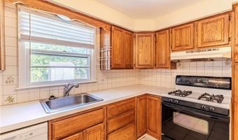 186 Heritage Rd, North Kingstown, RI 02852