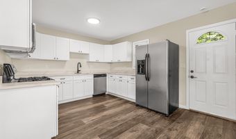 120 Priscilla St, Bridgeport, CT 06610