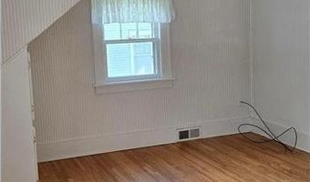 309 5th St SW, Austin, MN 55912