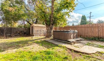 1700 Pinon Ave, Anderson, CA 96007