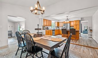 6170 Oberlin Rd, Amherst, OH 44001