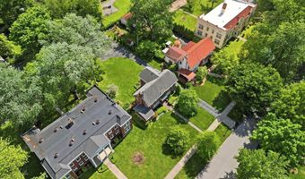916 Audubon Pkwy, Audubon Park, KY 40213