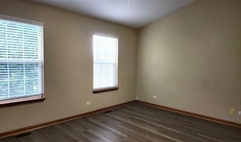 775 Highview Ct, Antioch, IL 60002