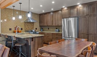 70425 Twistedstock, Black Butte Ranch, OR 97759
