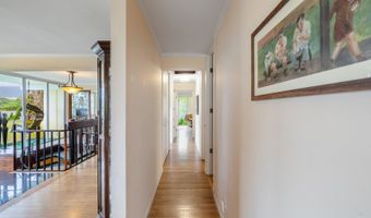 1350 Lopaka Pl, Kailua, HI 96734