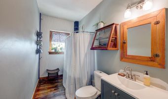 107 E 7th Ave, Arkansas City, KS 67005
