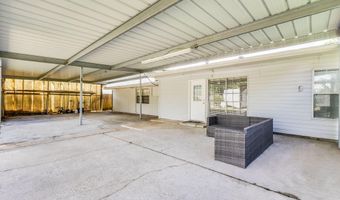 1406 S State St, Abbeville, LA 70510