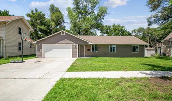 412 E Clark Ave, Augusta, KS 67010