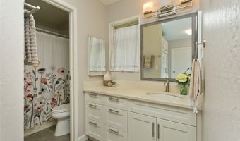 92-1335 Panana St 60, Kapolei, HI 96707