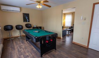 107 Birchwood Rd, Blakeslee, PA 18610