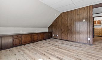1903 E APPLE CREEK Rd, Appleton, WI 54913
