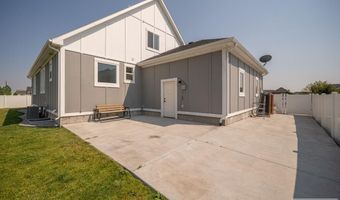 1622 N Indian Hollow Dr, Ammon, ID 83401